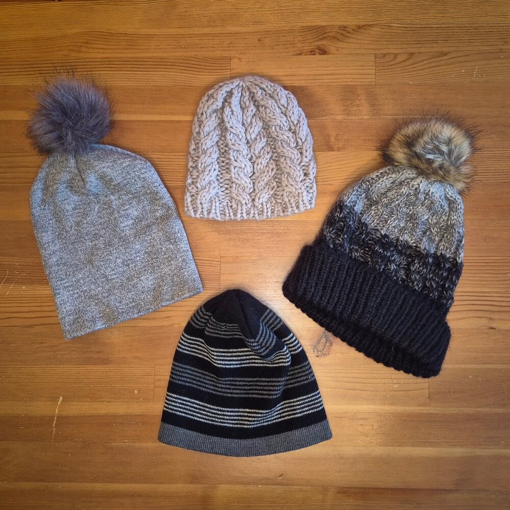 Lot of 4 tuques winter hat